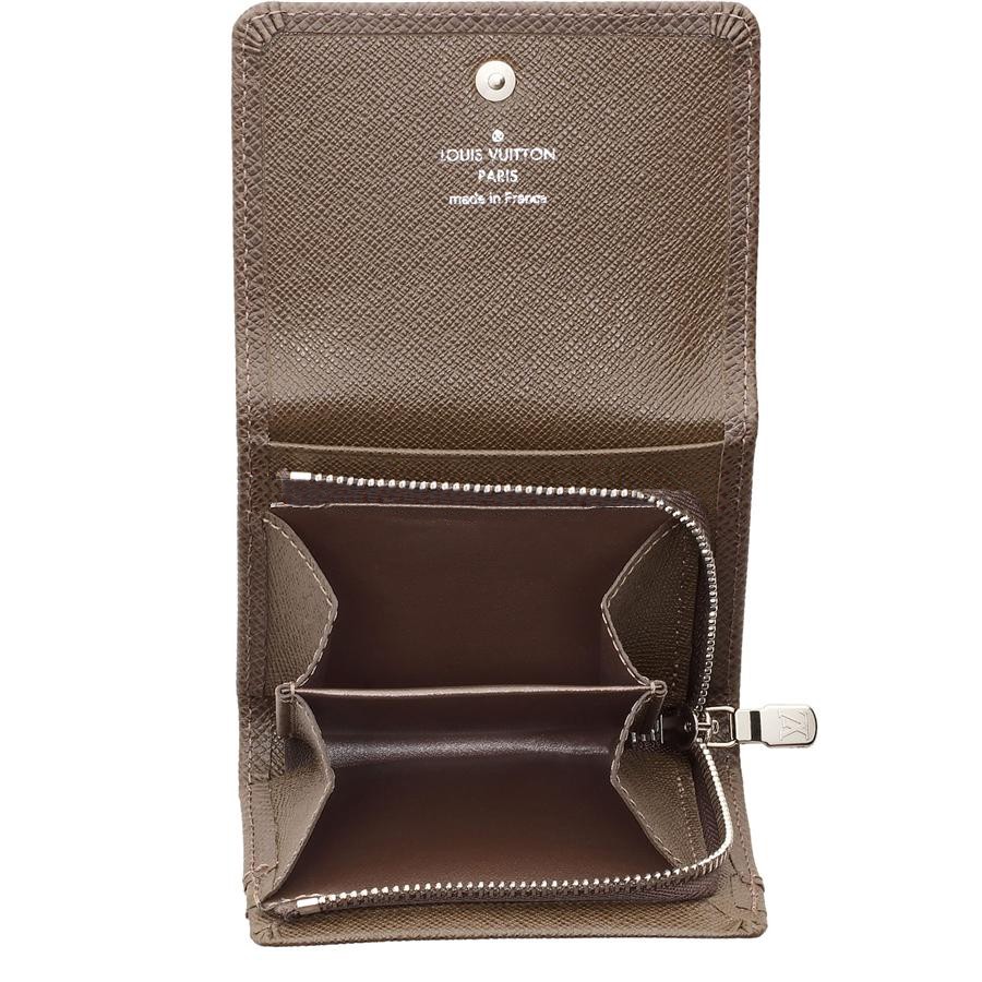 Cheap Fake Louis Vuitton Serguei Wallet Taiga Leather M32568 - Click Image to Close